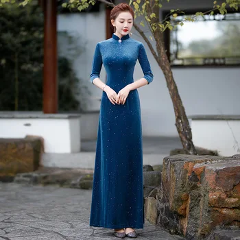 Pagerėjo Elegantiškas Septynių Taškų Rankovės Veliūras-Line Qipao Mandarinų Apykaklės Ir Tūpimo Tako Rodyti Cheongsam Kinijos Moterų Suknelė